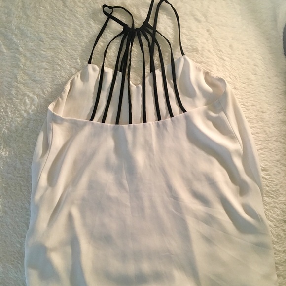 Express white top - Picture 2 of 2
